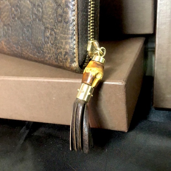 GUCCI Guccissima Brown Leather GG Continental Wallet W/ Bamboo Zipper Pull - Picture 5 of 17